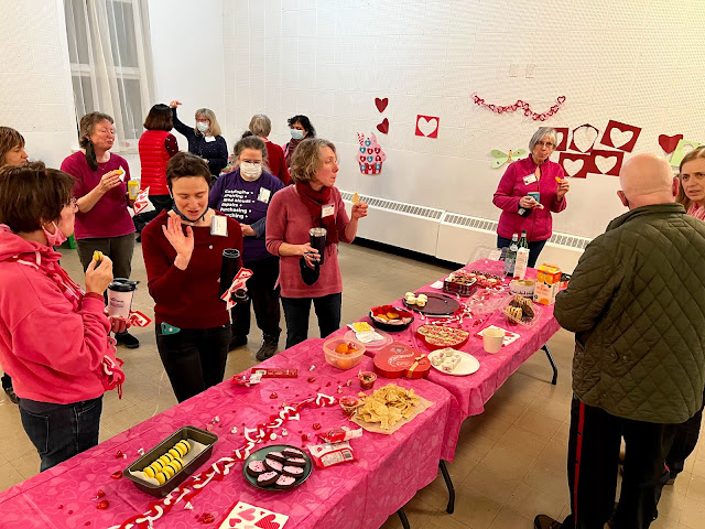 Welcome! New Singers in the Stairwell!